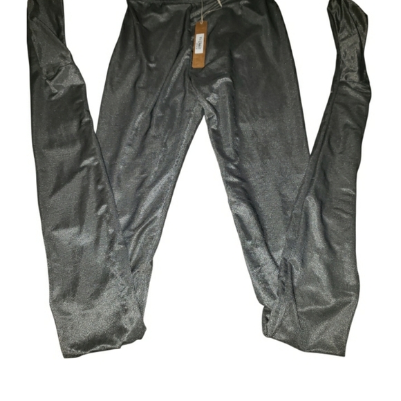 NWT SKIMS Glissenette Footed Leghings- XXS - Picture 2 of 3